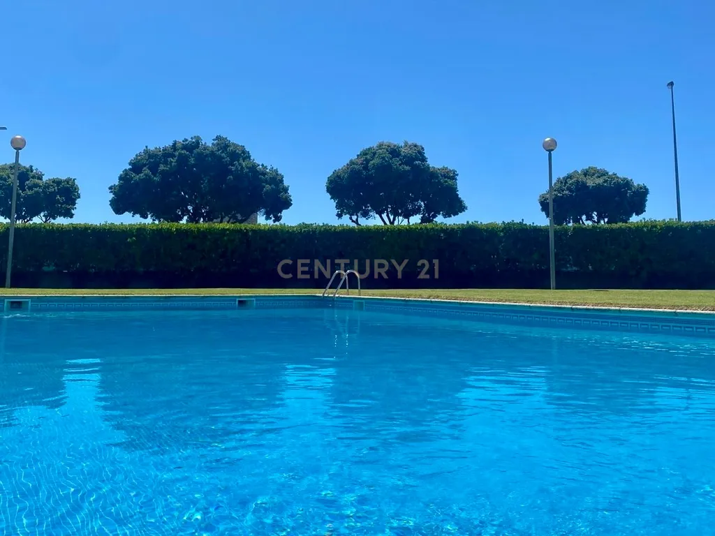 Apartamento T3 Apulia com piscina (Negociável) - Image 50