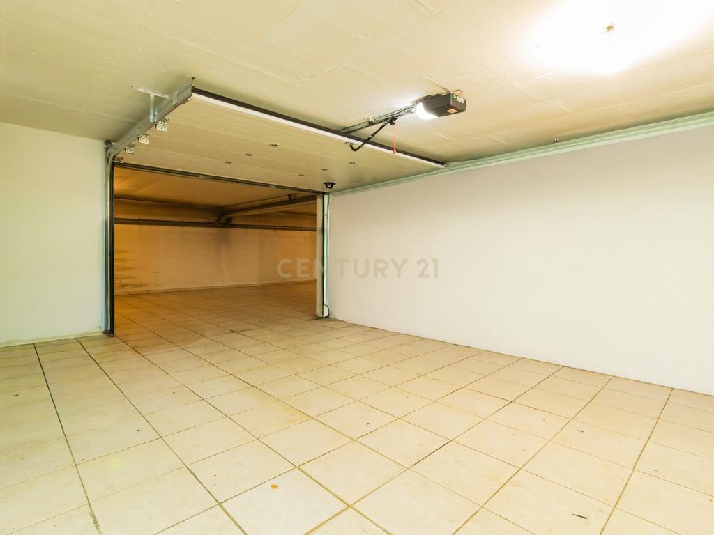 Excelente Moradia T4 - Image 28