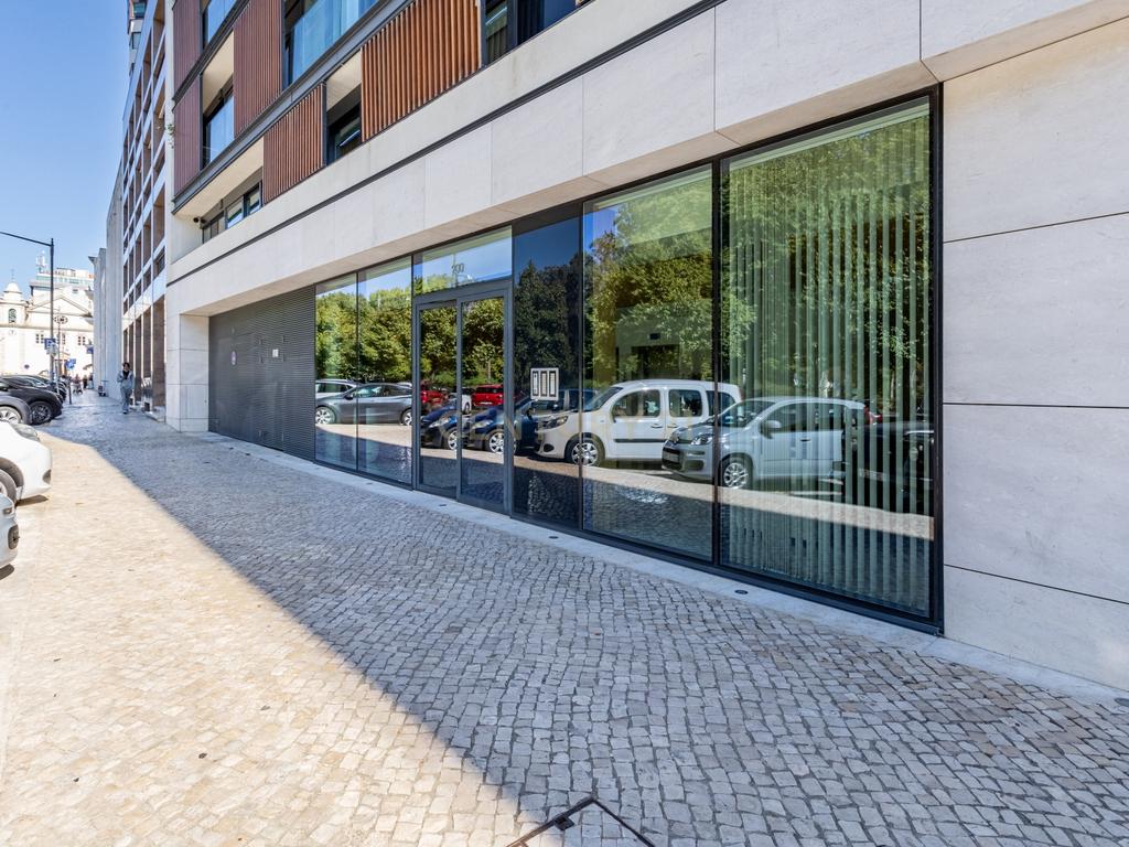 Luxuoso T1 Loft no Campo Grande, Lisboa - Image 28