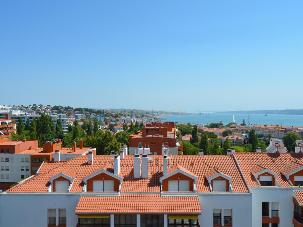 ✨ Apartamento T3* com Vista Mar e Rio em Oeiras ✨ - Image 4