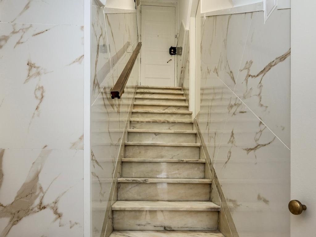 T2+1 renovado para arrendamento na Estrela (CAVE) | Lisboa - Image 24