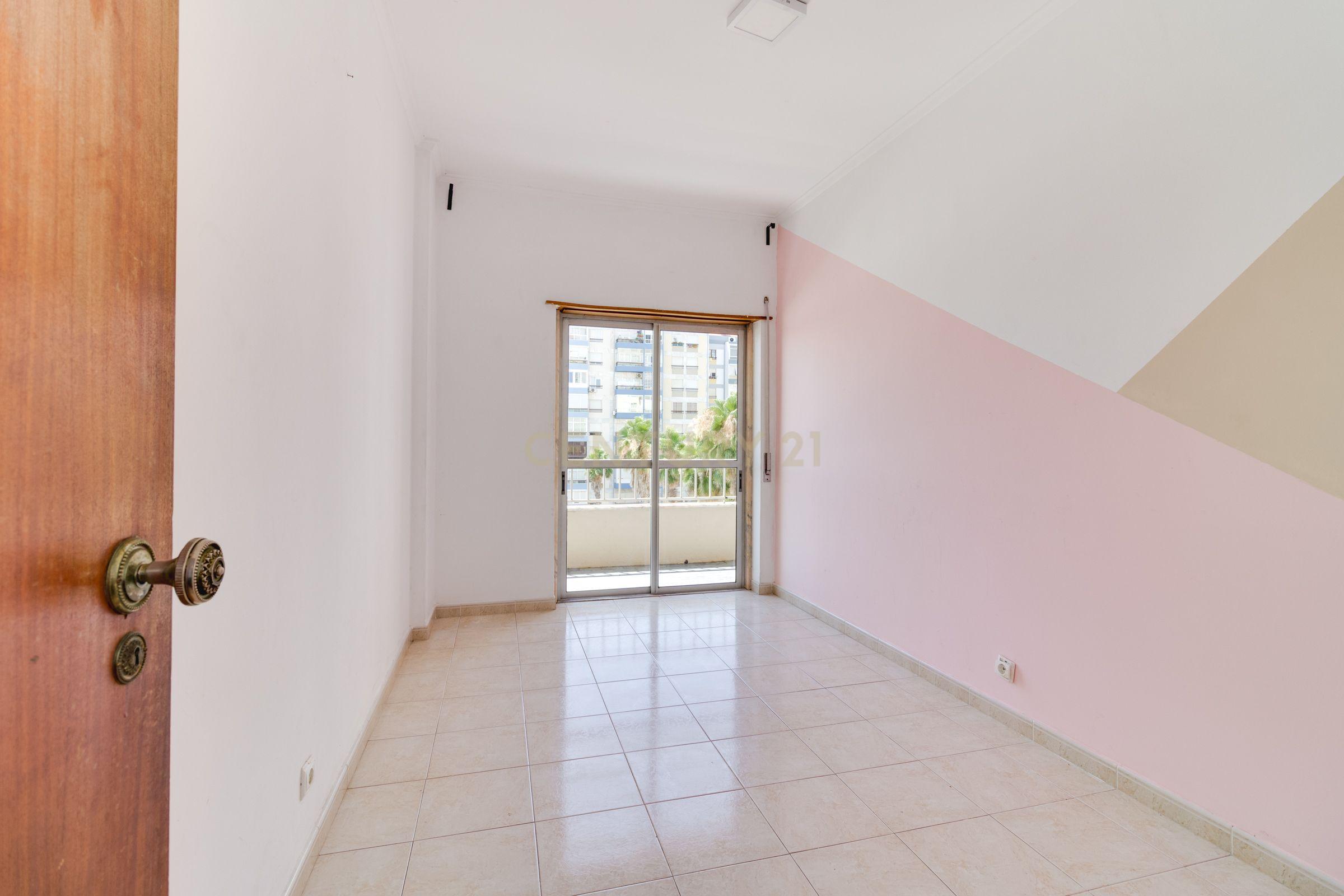 Apartamento T3 à venda em Carnaxide e Queijas, Oeiras — foto 15