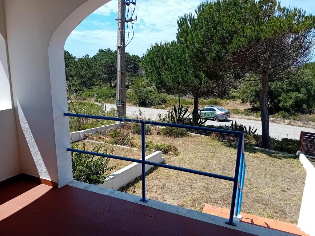 Moradia T2 com vista praia de Monte Clérigo | Aljezur - Image 9