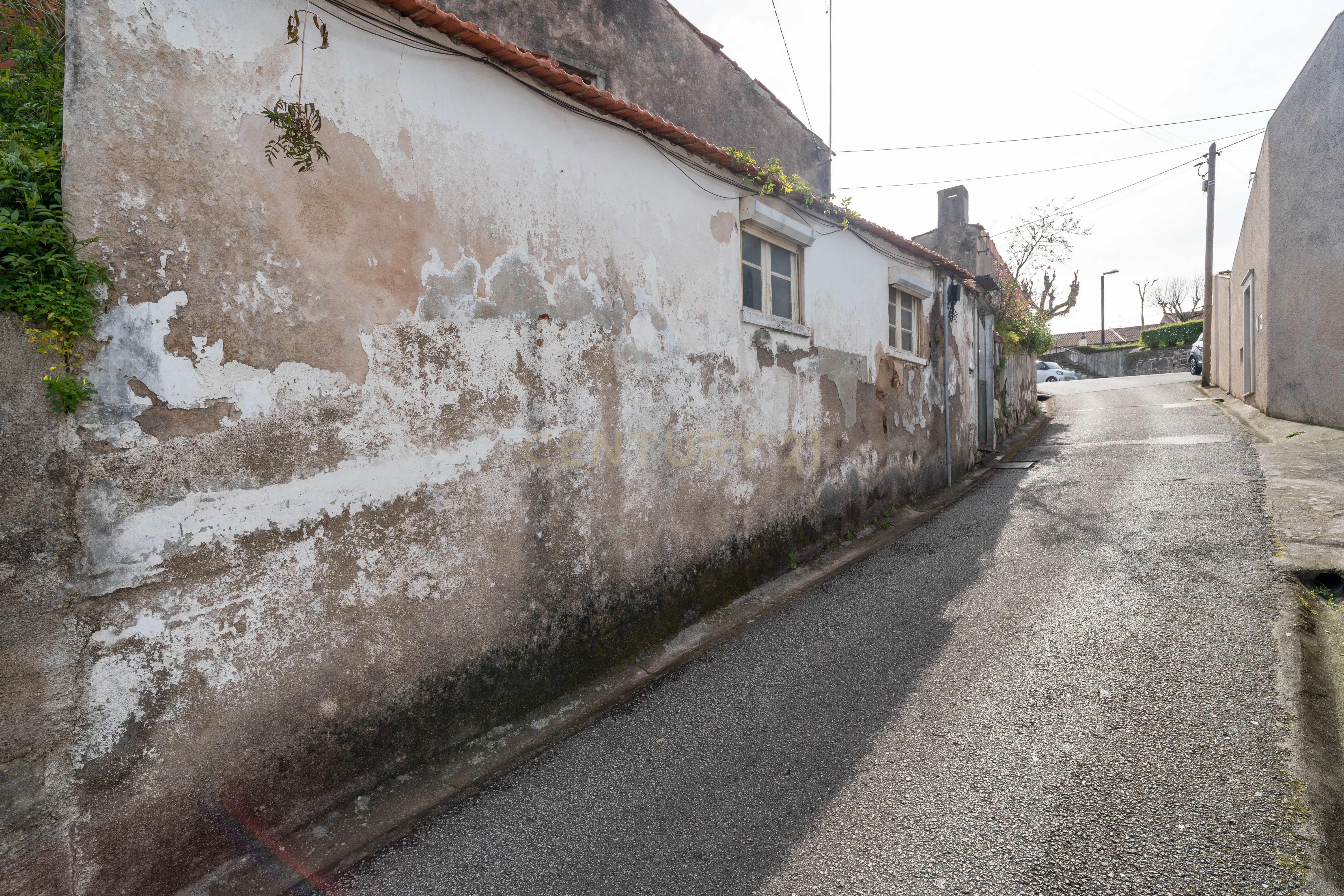 Moradia para recuperar – Brasfemes – Coimbra - Image 1