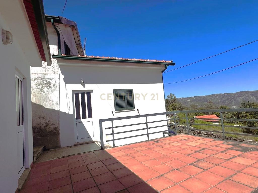 Casa isolada com vista panorâmica em São Pedro do Sul - Image 2