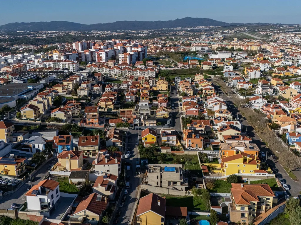 Moradia de Luxo T4 com Rooftop | Nova Construção | São Domingos de Rana – Cascais - Image 33