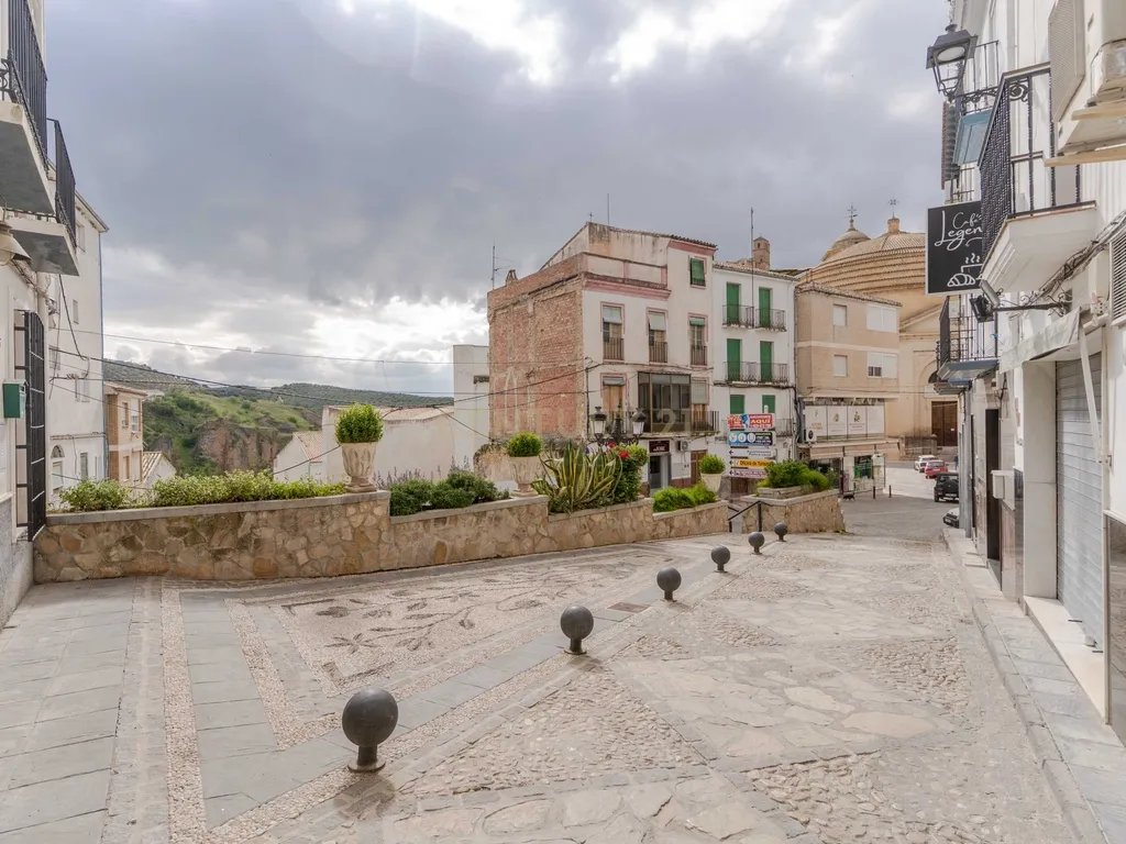 EXCLUSIVA CASA TRADICIONAL CON VISTAS ÚNICAS EN MONTEFRÍO - Image 43