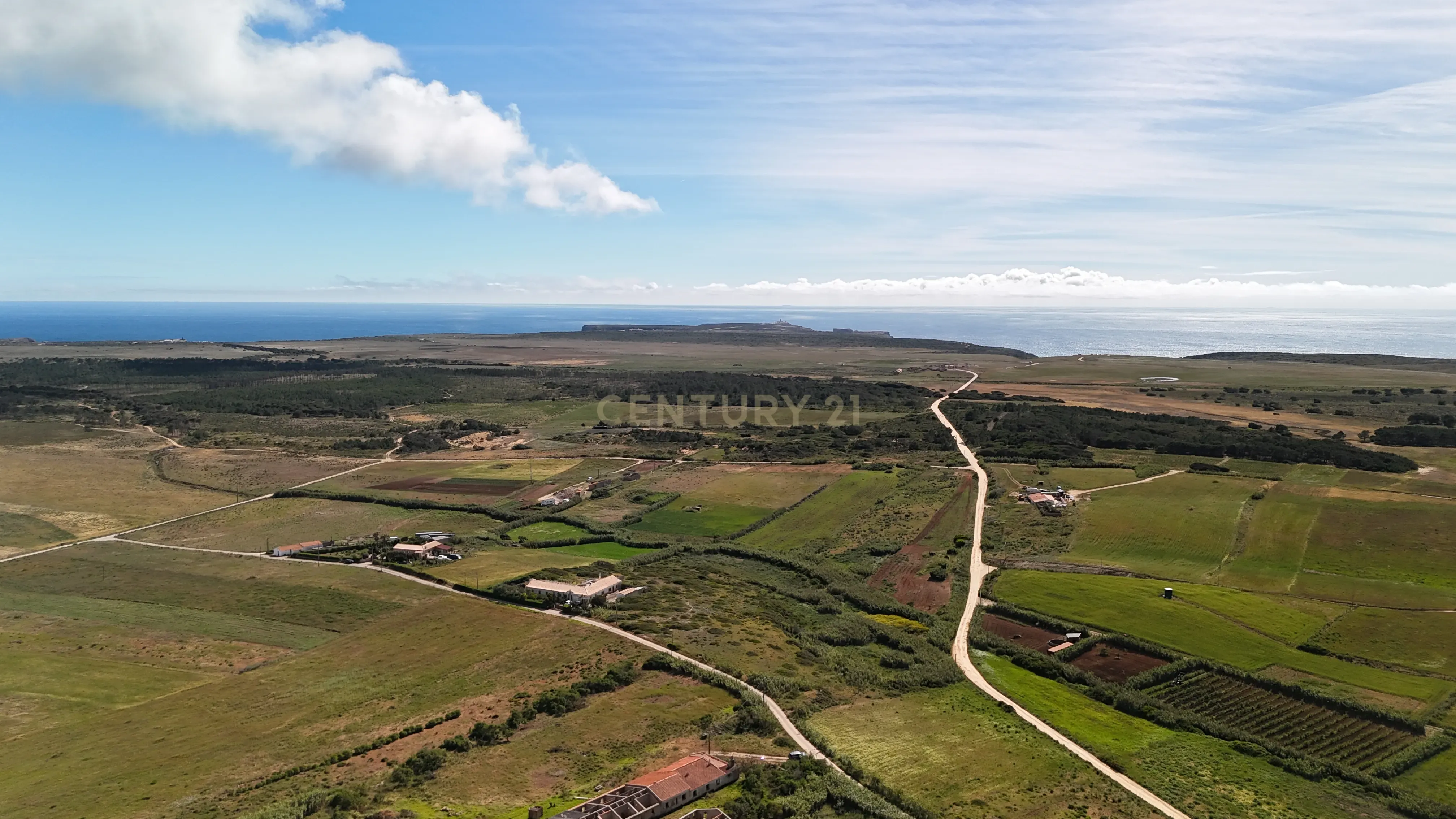 Fotografia 9 de Terreno em Vila do Bispo