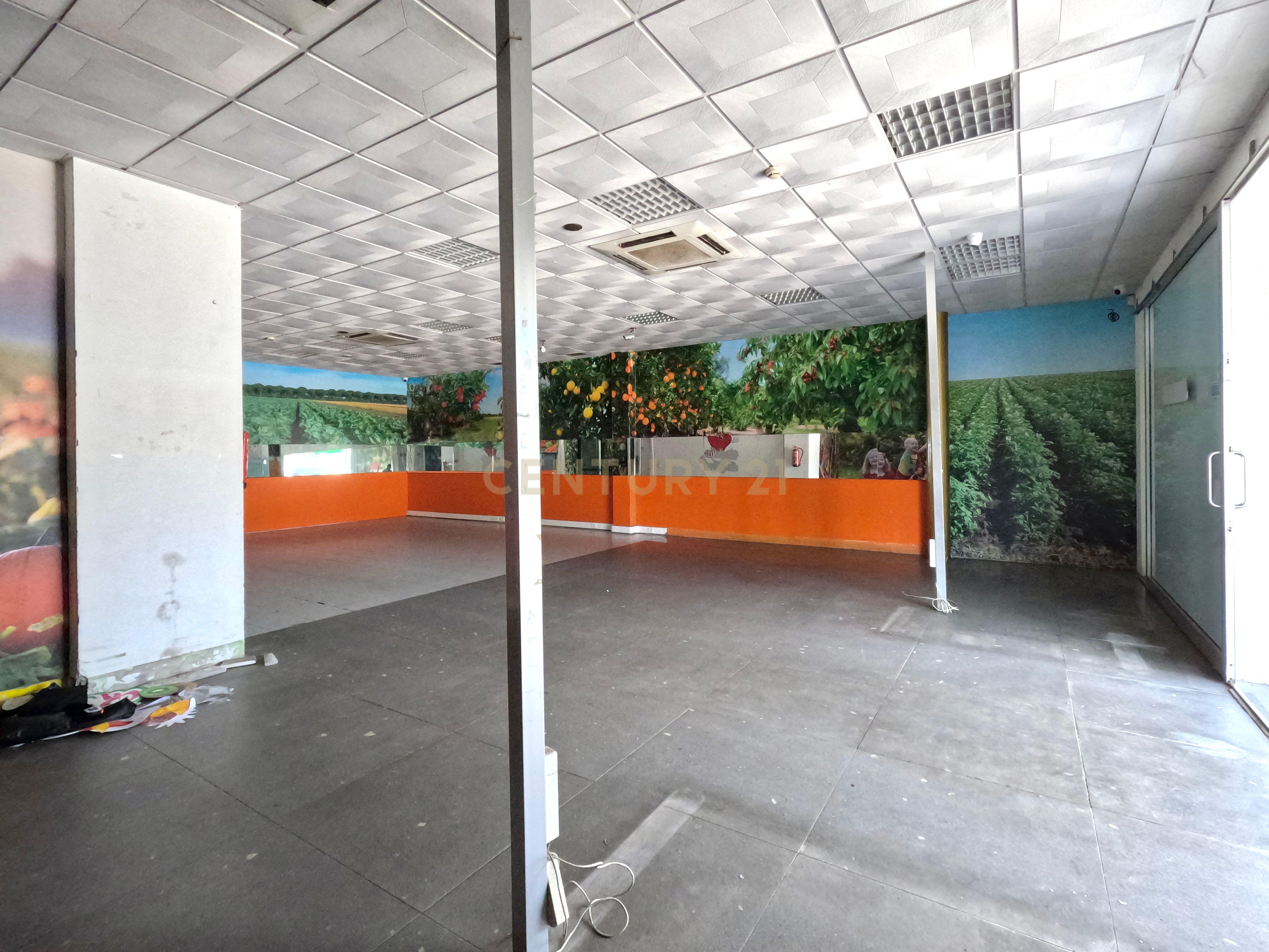 Loja para Arrendamento – 150 m² - Image 27