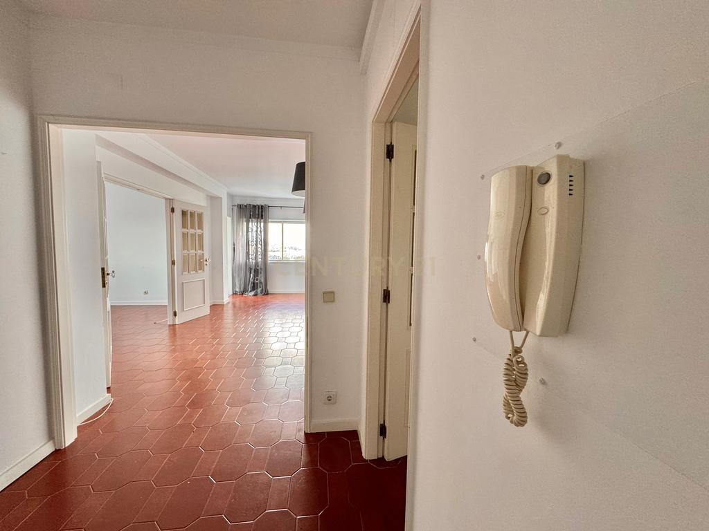 Apartamento T4 no centro de Santo Tirso - Image 26