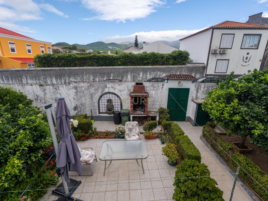 🏡 T3 com garagem na Ribeirinha – Ribeira Grande - Image 19