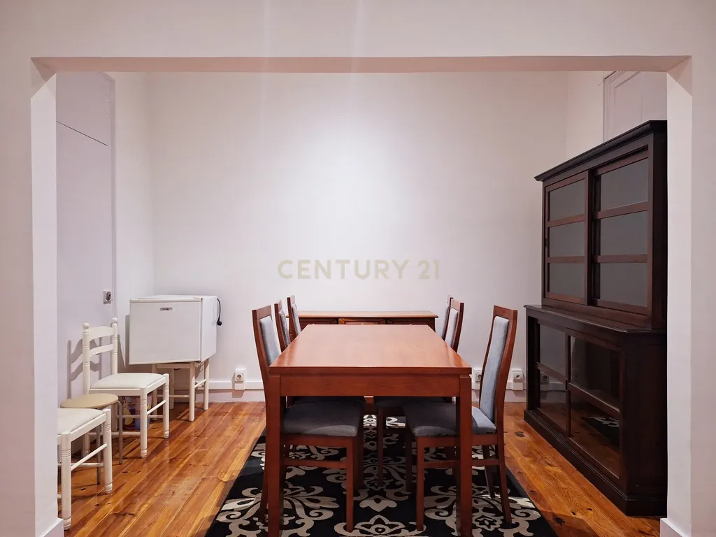 Apartamento T3 para Arrendamento em Campolide - Image 17