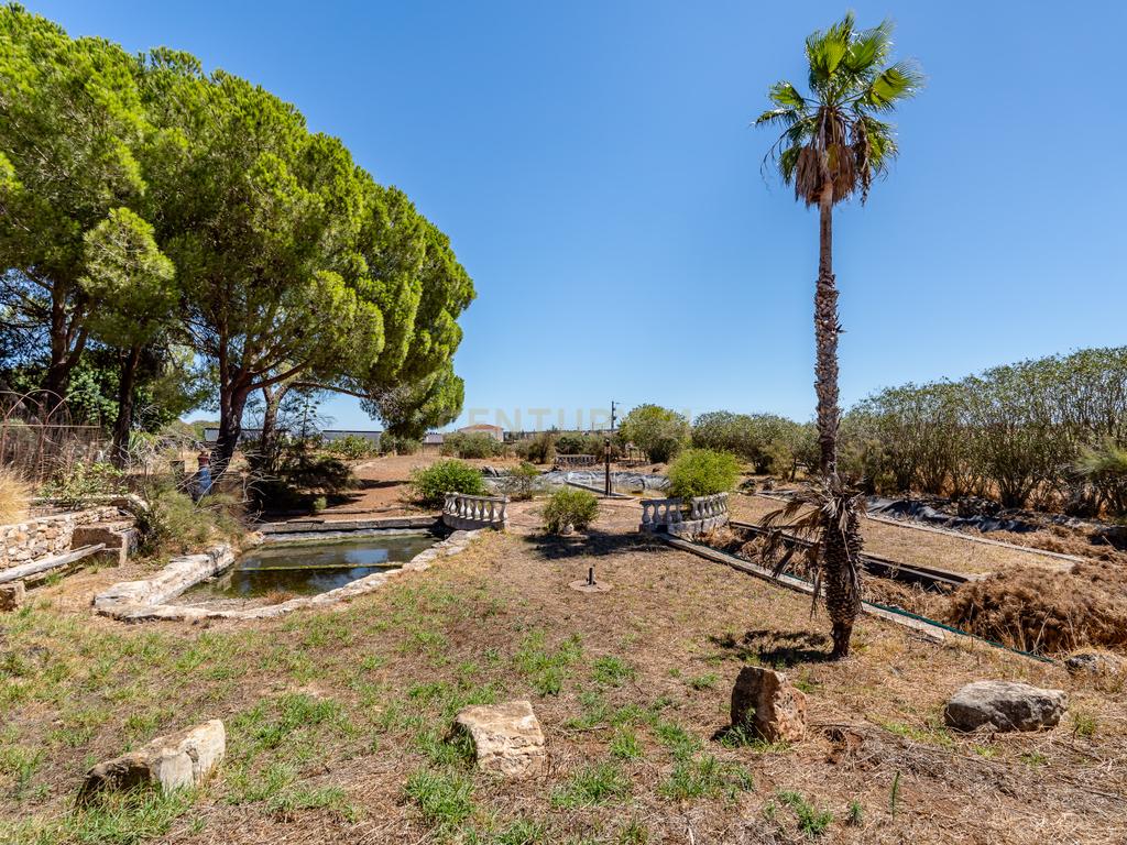 Quinta com 38960 m2 em Odiáxere - Image 18