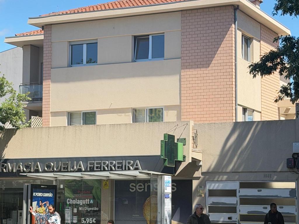 Arrendamento T3 de Luxo nas Antas Praça Velasques| Terraço, Box e 4 Frentes ☀️ - Image 1