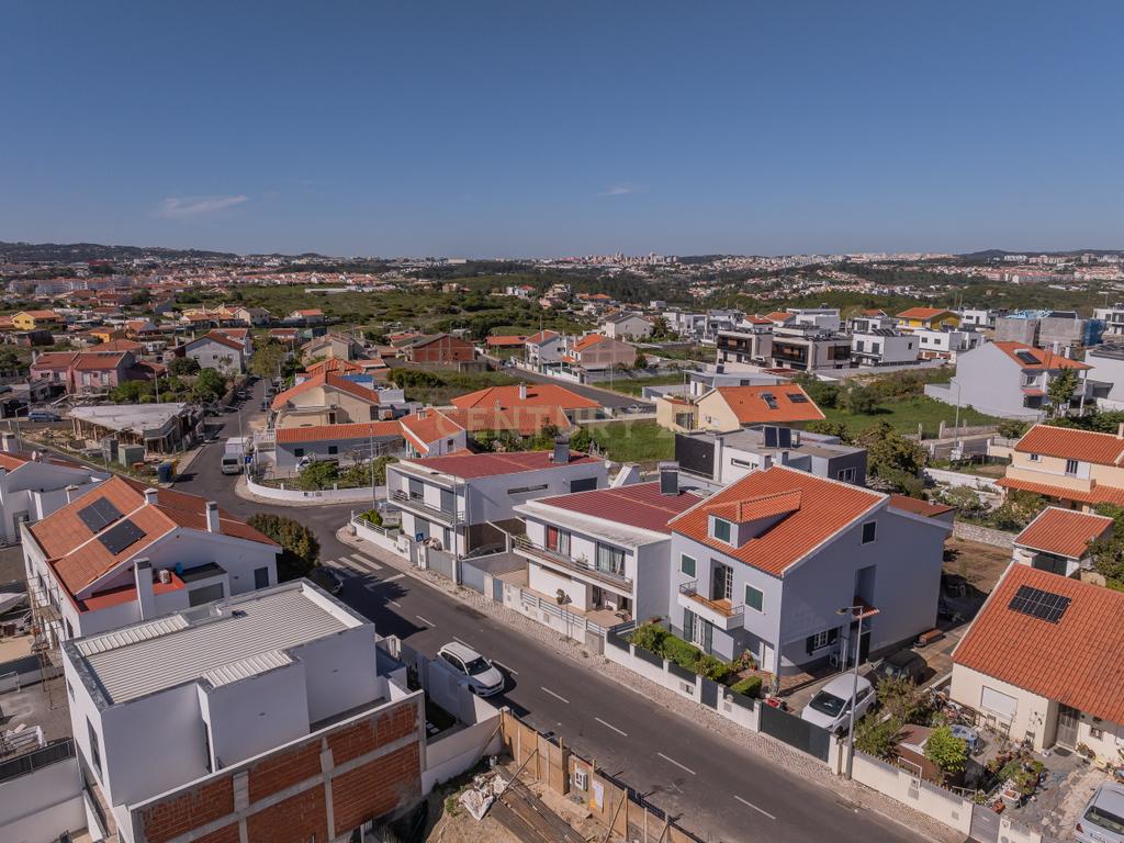 Moradia Moderna T4 em São Domingos de Rana, Cascais - Image 45