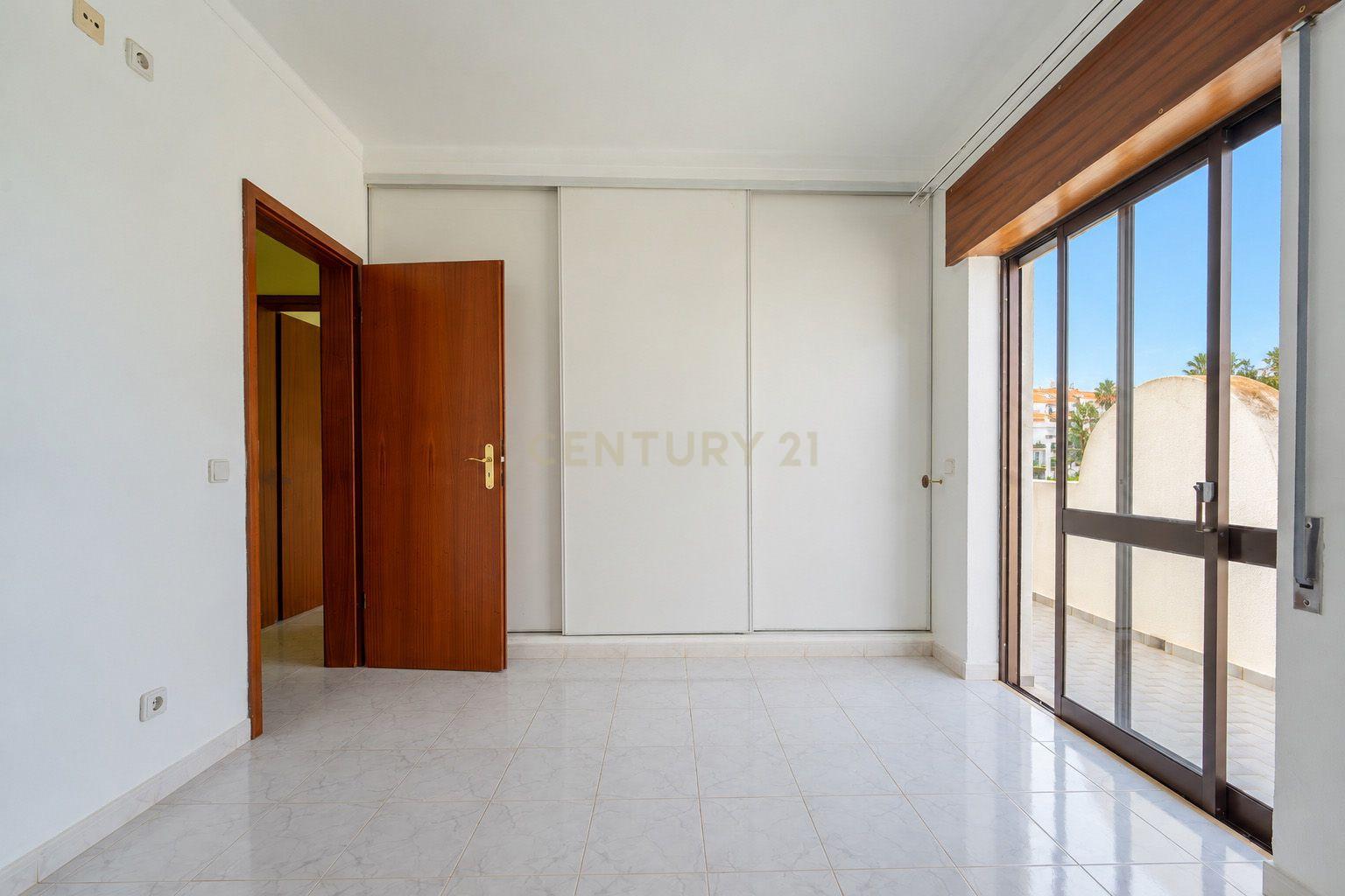 Apartamento T2 à venda em Estômbar e Parchal, Lagoa — foto 7