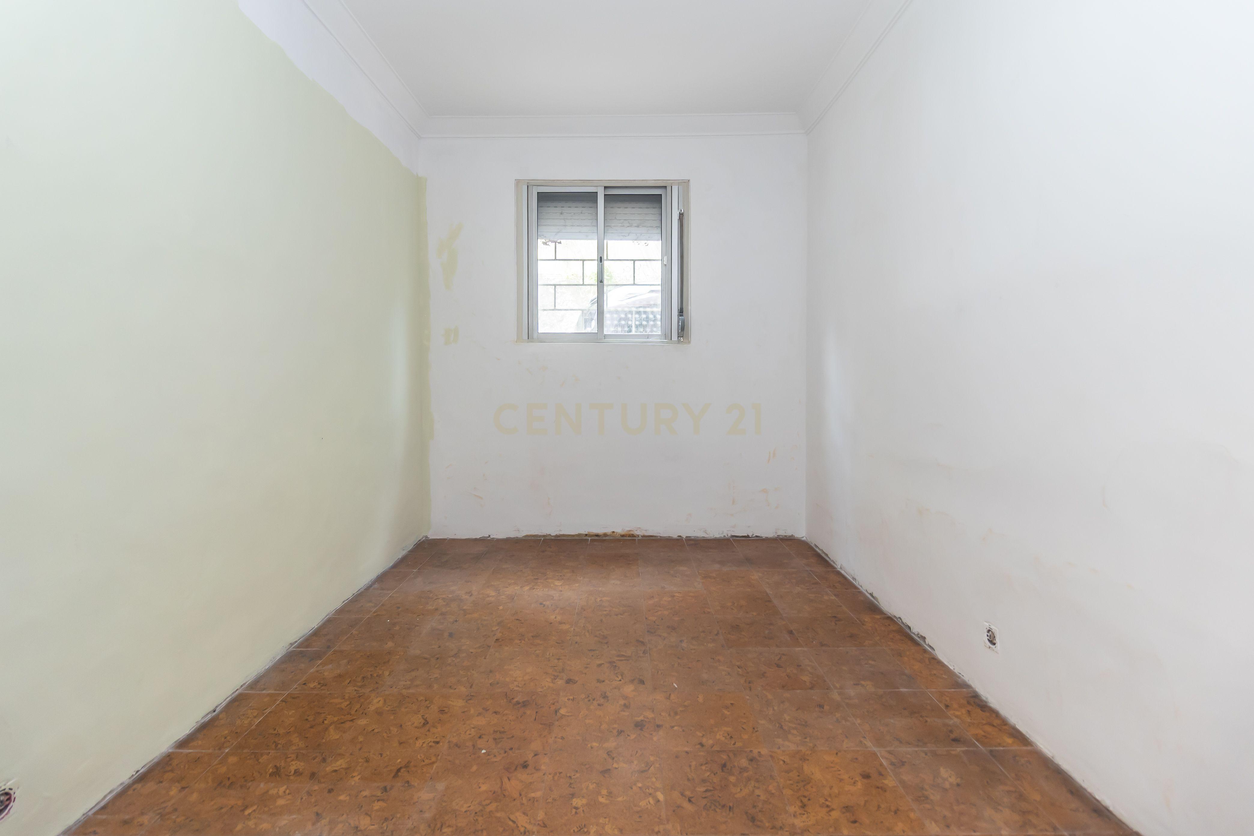 Fotografia 4 de Apartamento com Potencial de Valorização em Almada