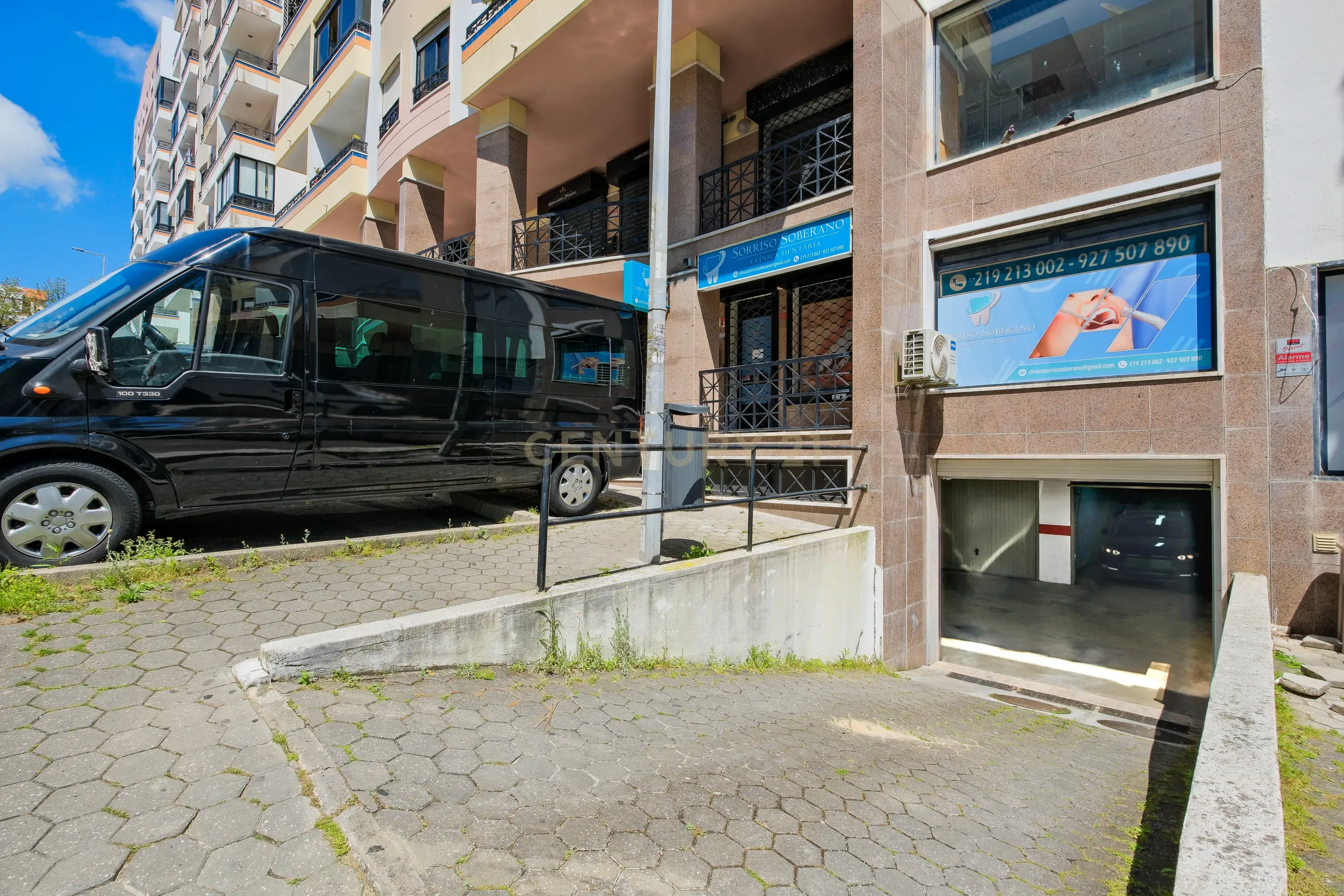 Duplex em Lisboa, Sintra: Espaço e Conforto com Vista Serra Sintra - Image 44