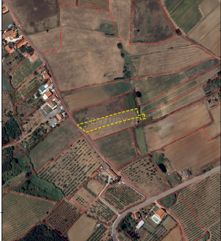 Terreno rústico com 2400m2 - Image 3