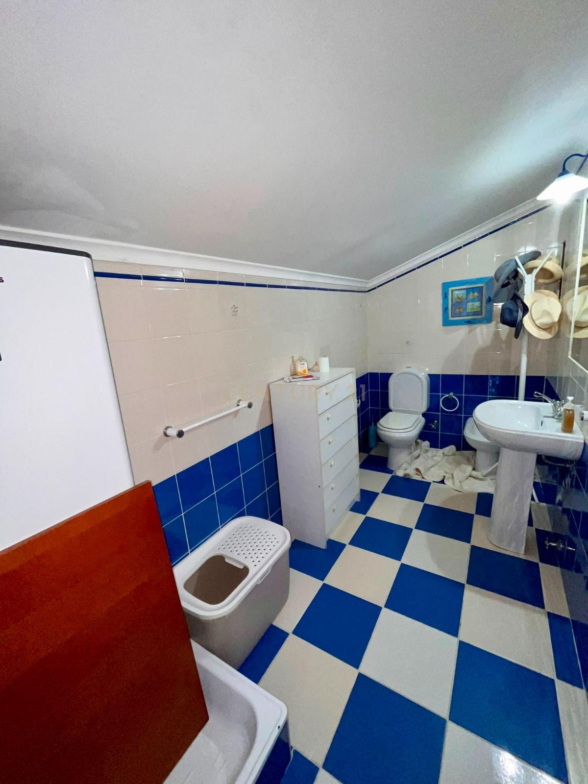 Fotografia 9 de Moradia T2+2 Térrea com Piscina, Anexo de 50 m² e Lote de 1.690 m²