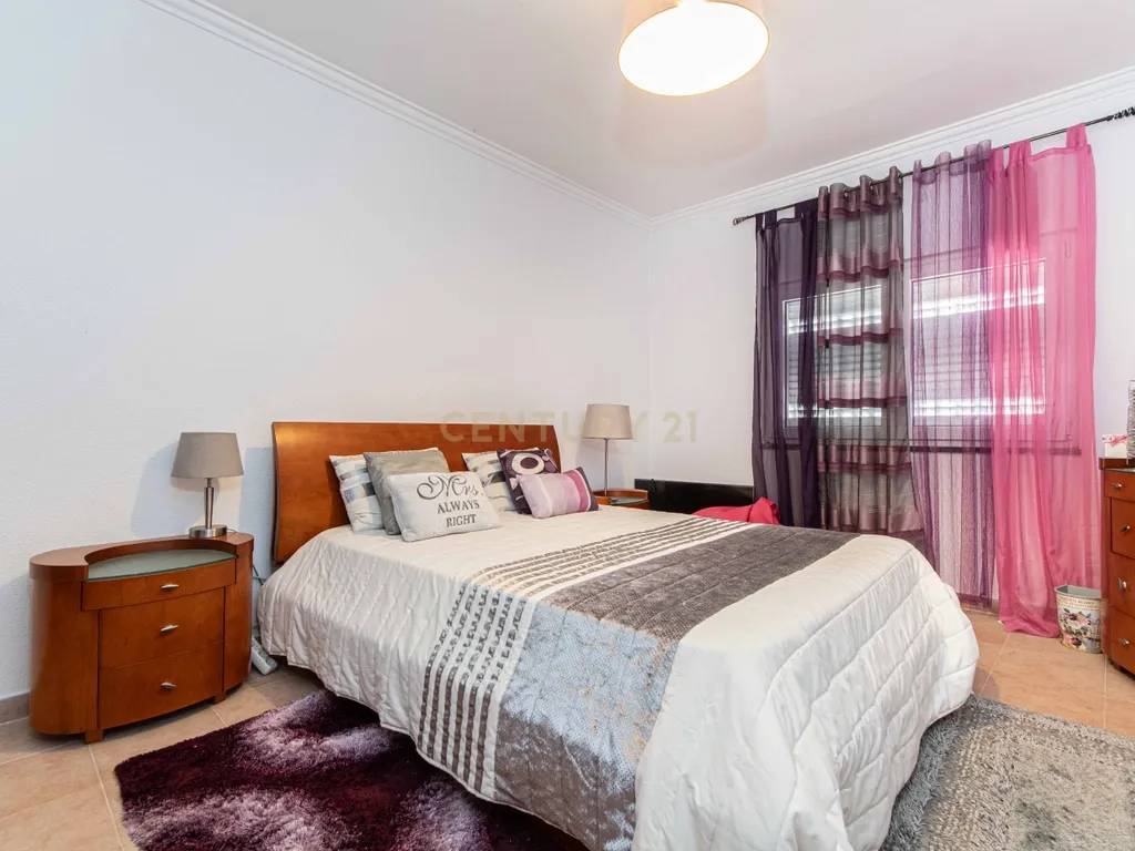 Moradia Exclusiva para Investimento em Quinta do Anjo, Palmela - Image 22