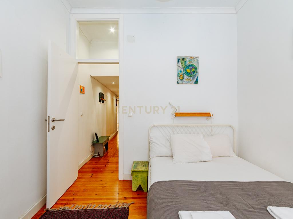 APARTAMENTO T2 - LOCALIZAÇÃO PREMIUM NO CORAÇÃO DE LISBOA - Image 5