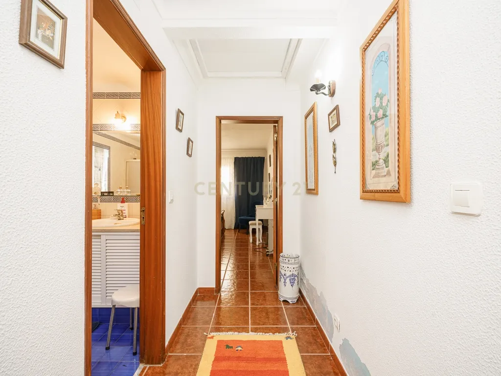 Investimento a Dobrar: Duas Moradias, Um Só Terreno - Image 26