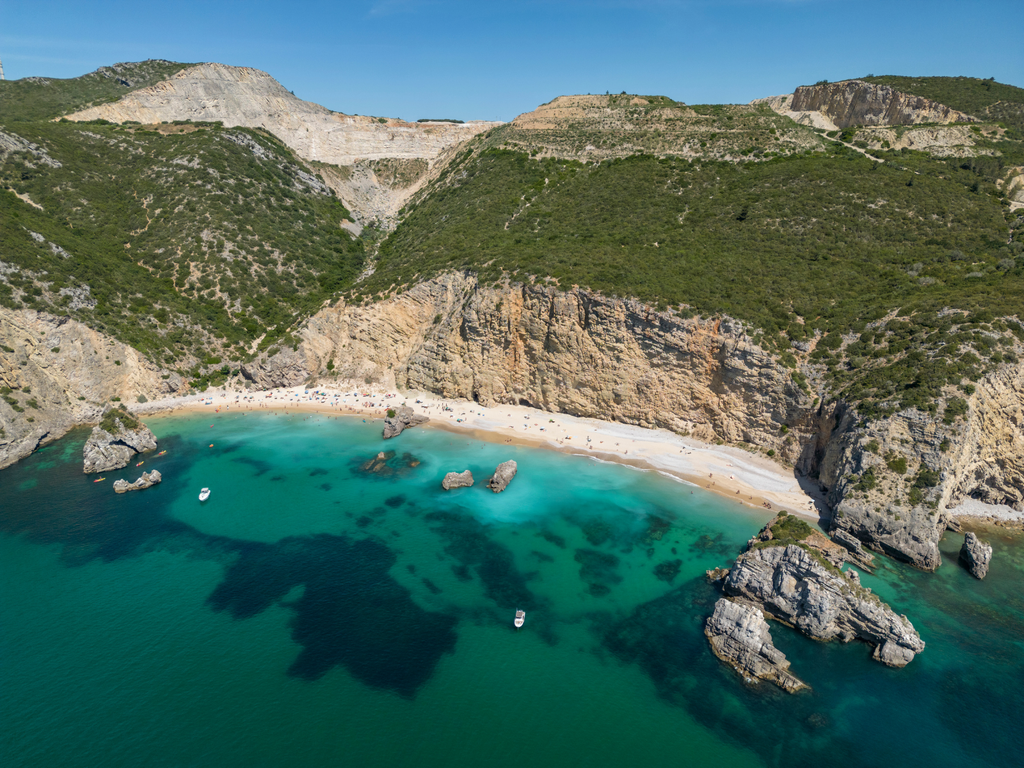 MORADIA T4 ISOLADA COM PISCINA – LAGOA DE ALBUFEIRA - Image 7