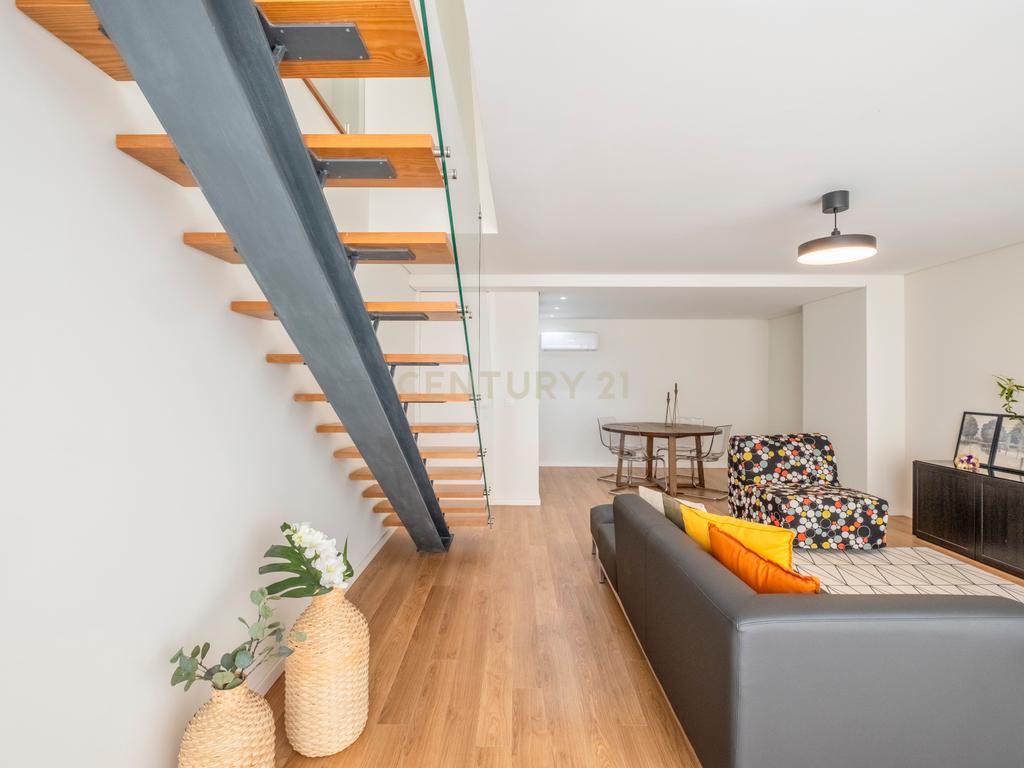 Duplex T3 Centro do Porto - Image 17
