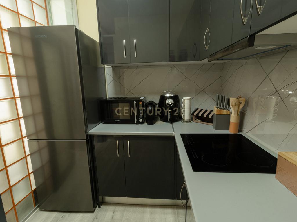 Apartamento T1+1 -Loja Renovada em Machico, Ilha da Madeira - 70m² por 180.000€ - Image 8