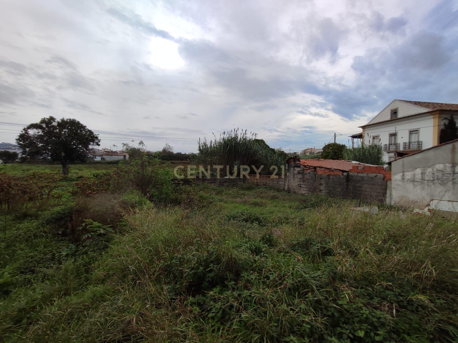 Venda | Moradia T3 para reconstrução em Casais do Campo , Coimbra - Image 3