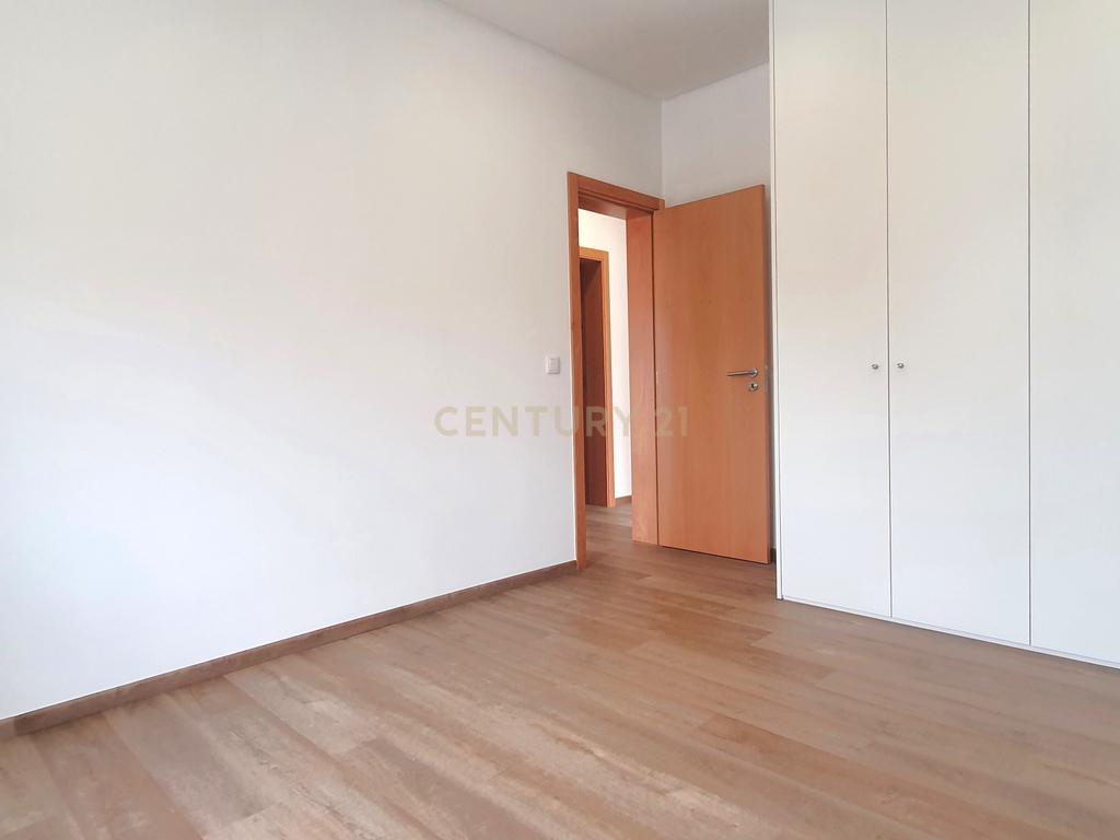 Apartamento T3+2 no Centro da Cidade - Image 8