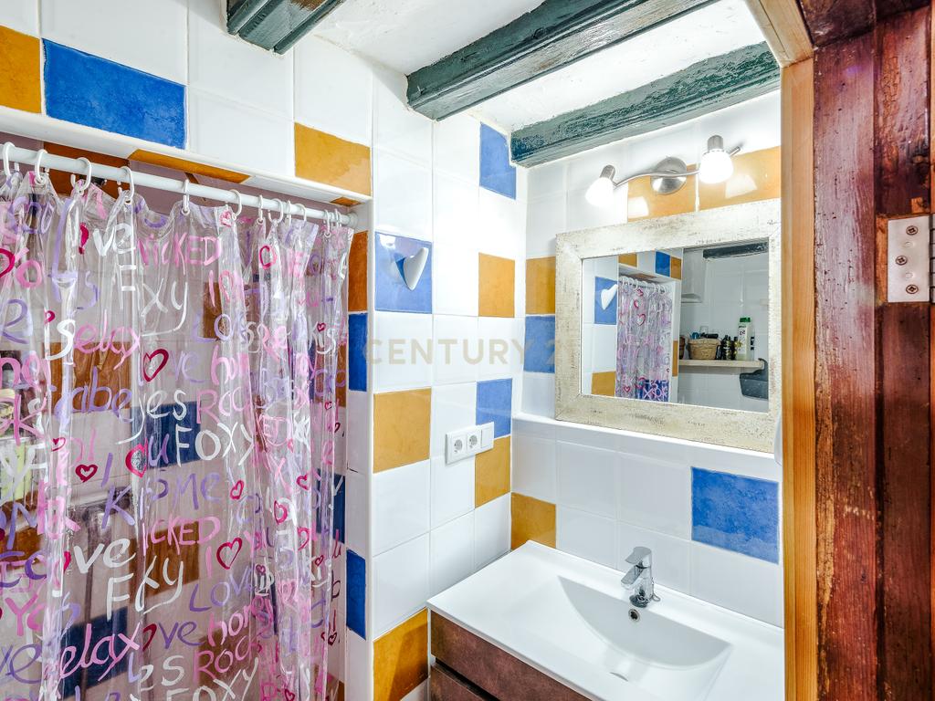 À venda: Casa histórica com grande potencial em Dalt Vila – Ibiza - Image 30