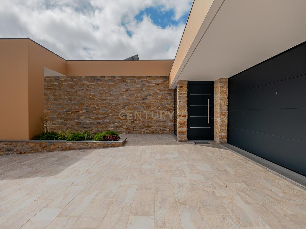 Villa Grata, uma moradia térrea de luxo e conforto únicos ! - Image 56