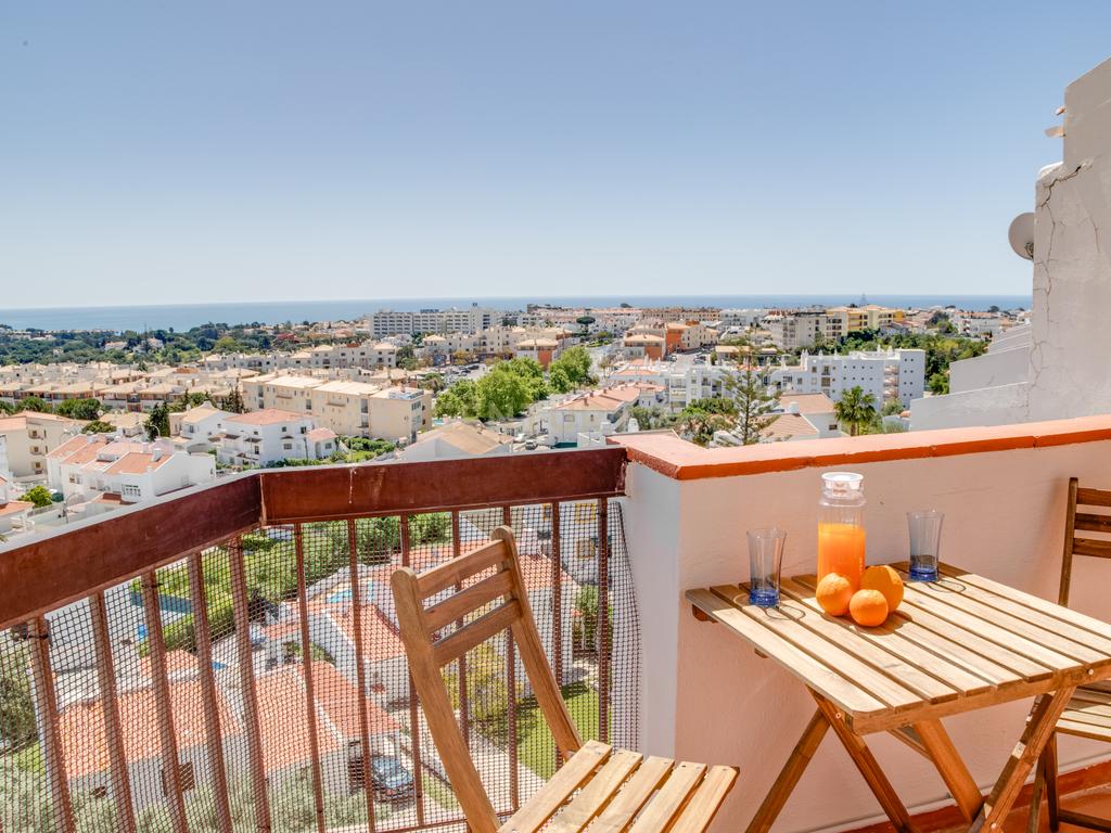 Apartamento T2 com Vista Mar, Albufeira, Algarve - Image 10