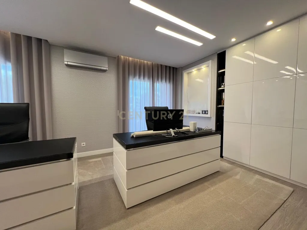 Apartamento Exclusivo T4+1 na prestigiada Quinta da Oliveira - Caldas da Rainha - Image 7