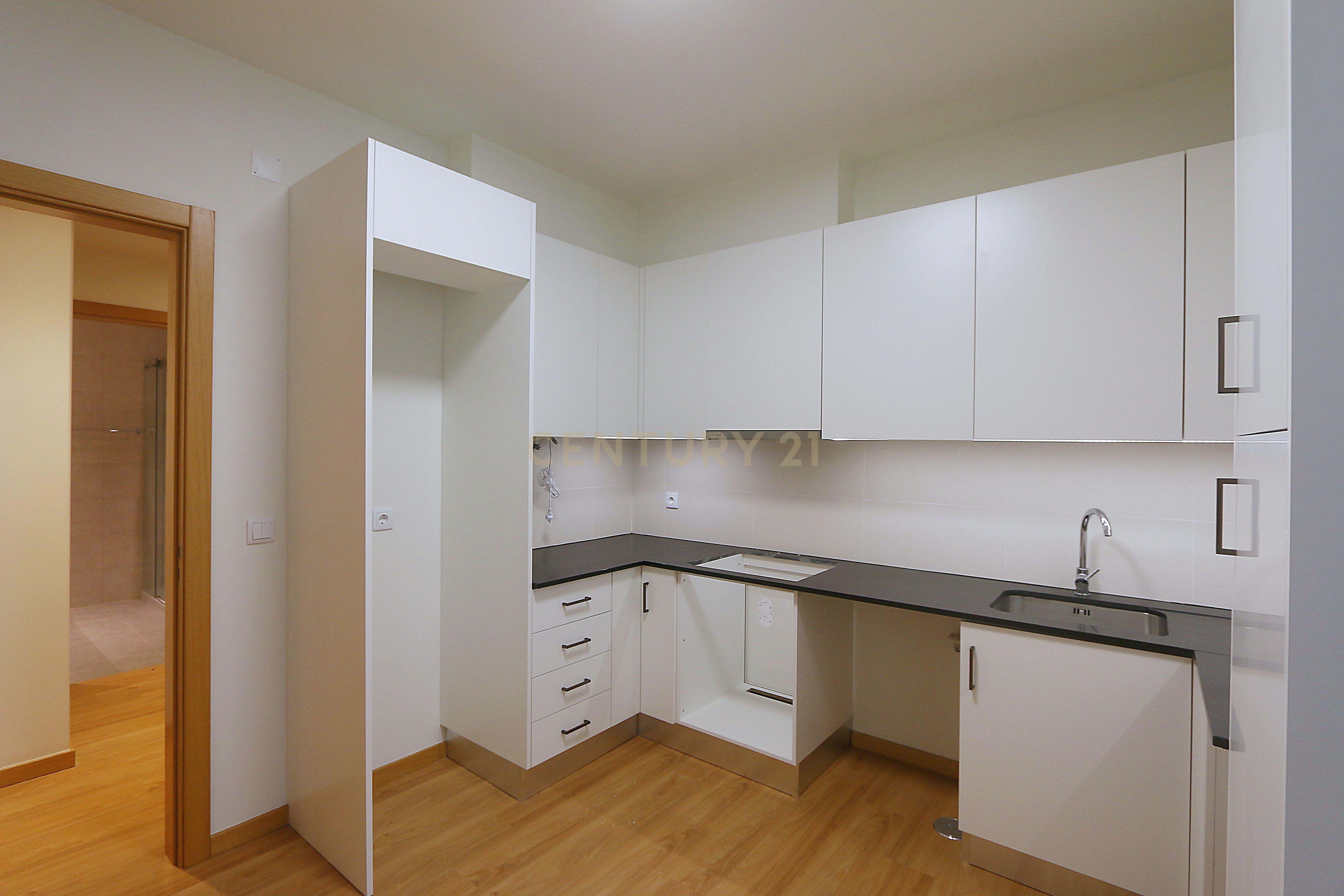 Apartamento T2 para arrendar em Palacete no Lumiar - Image 20