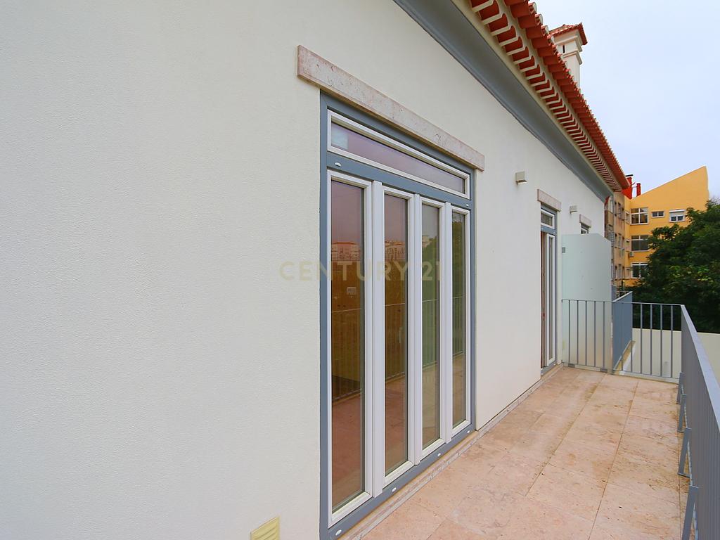 Apartamento T2 para arrendar em Palacete no Lumiar - Image 30