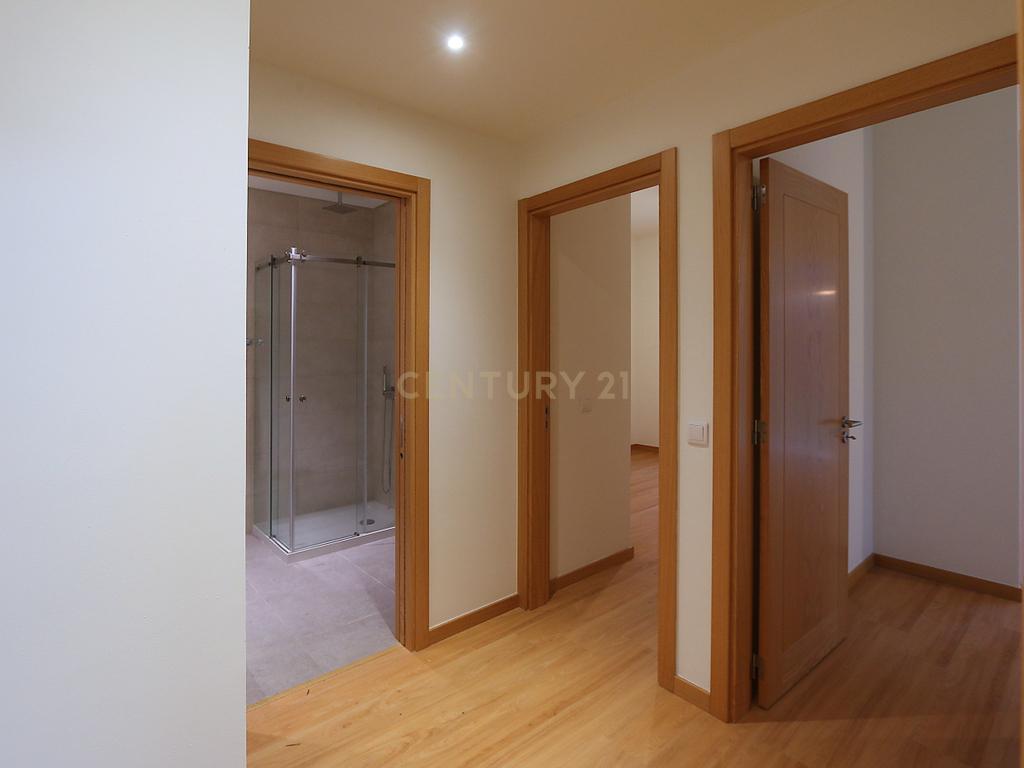 Apartamento T2 para arrendar em Palacete no Lumiar - Image 29