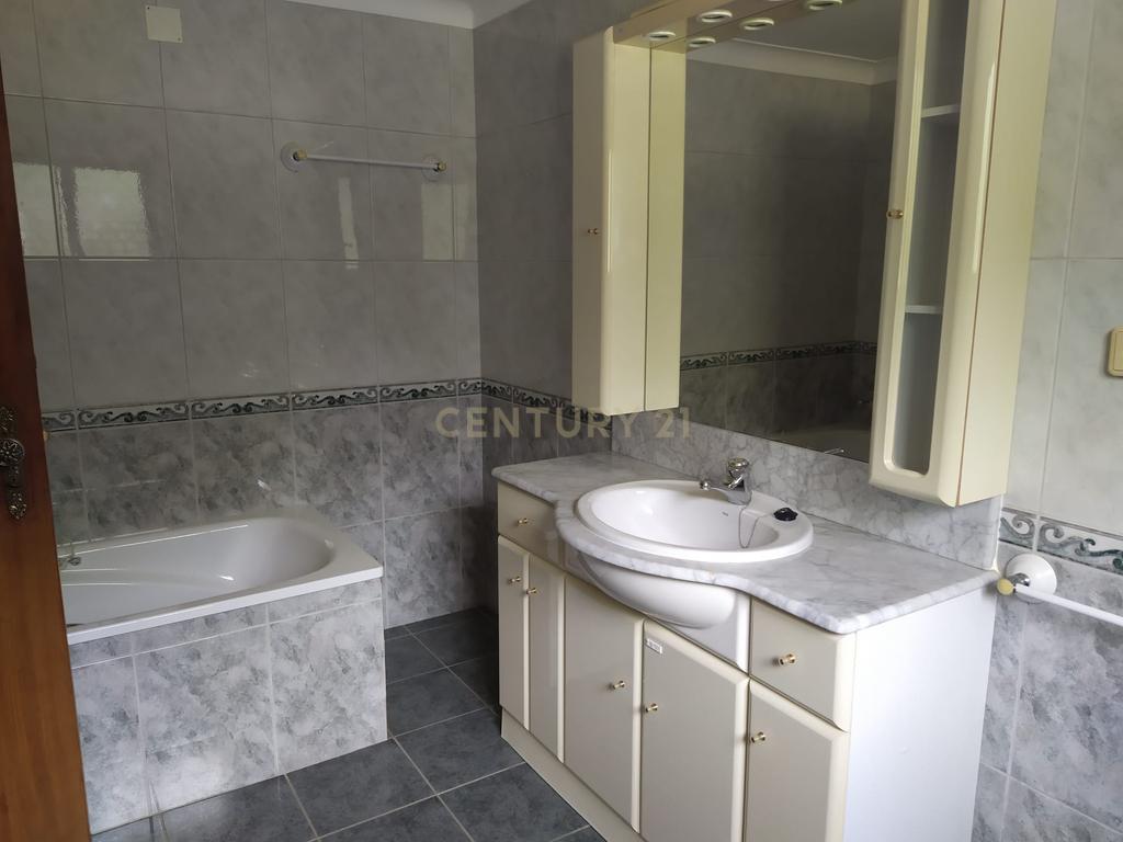Moradia T5 - Vinhais - Image 20