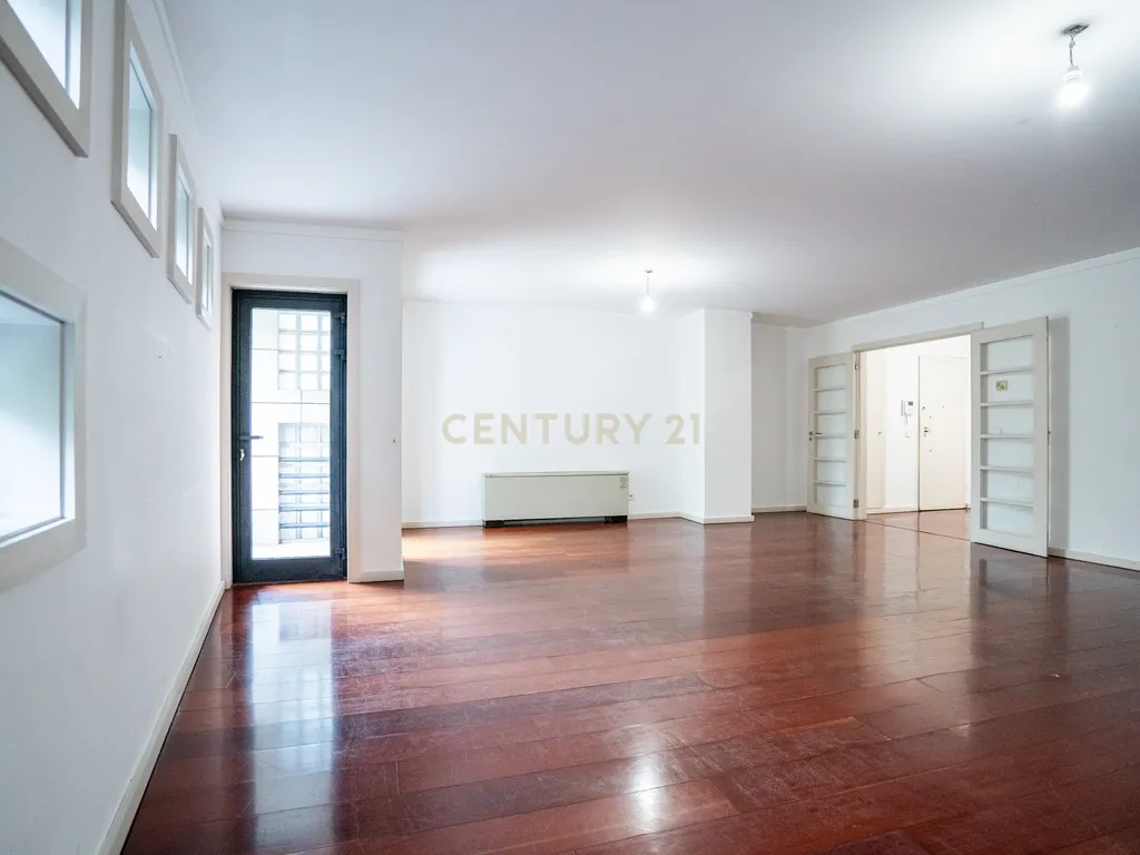 Apartamento T4 Parque das Nações | Expo Norte - Image 8