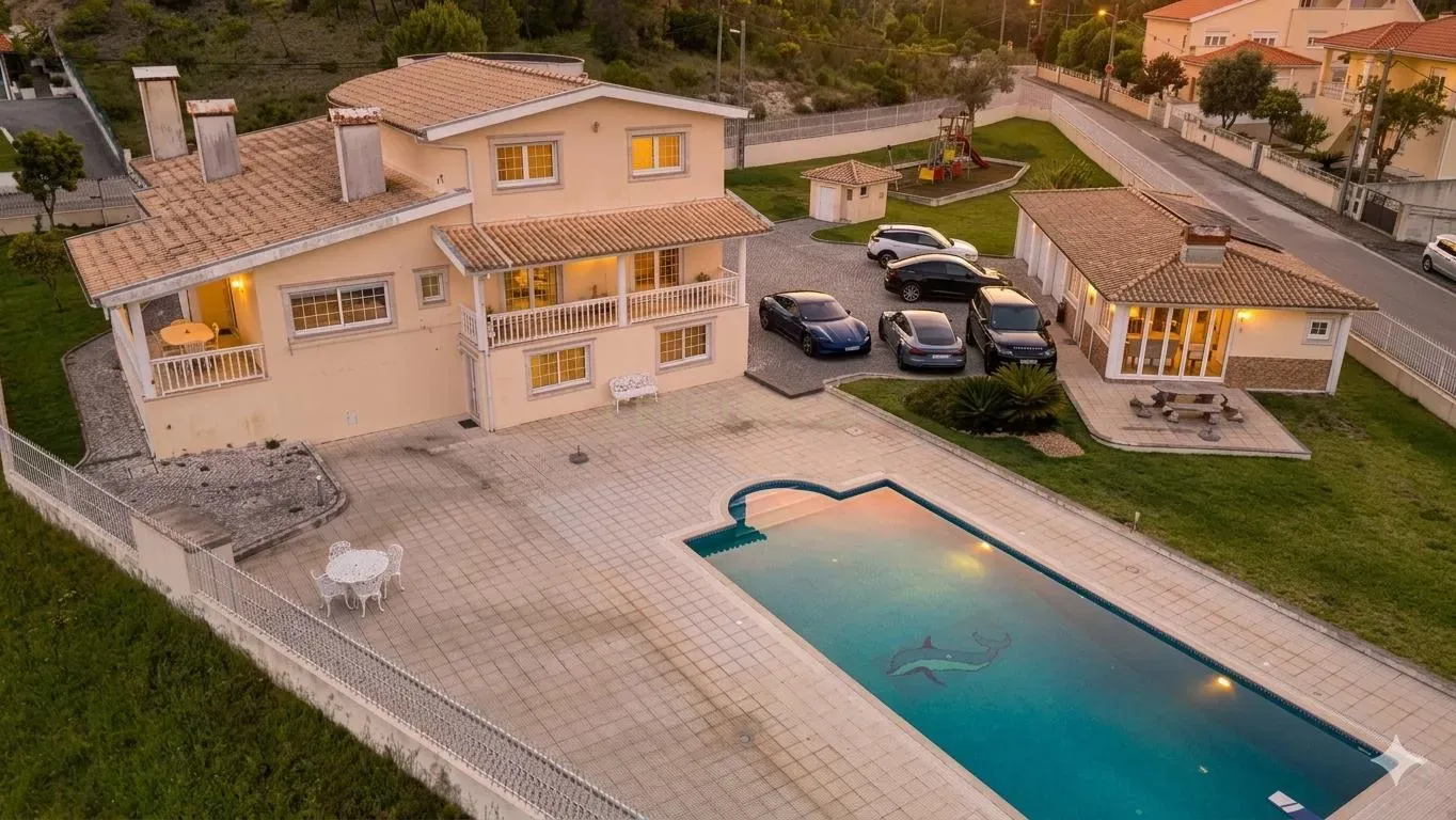 Moradia em Cernache, Coimbra - T6 com Piscina, Ginasio, Parque infantil .