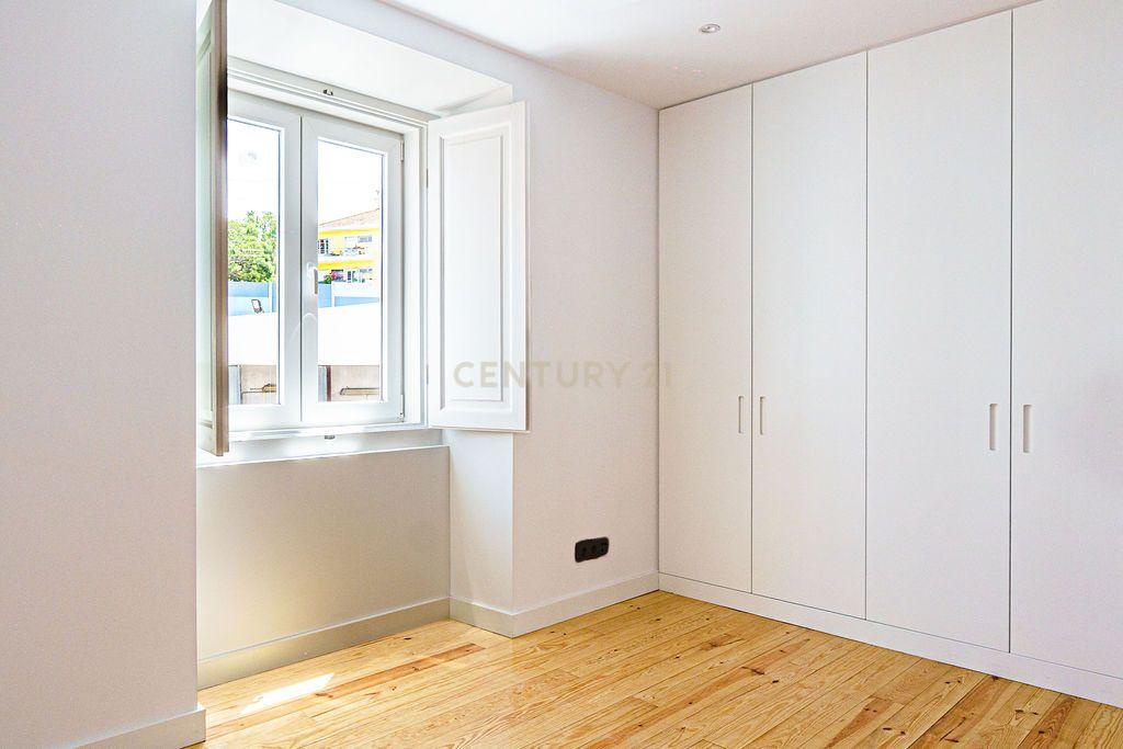 Apartamento T3 à venda em Mina de Água, Amadora — foto 24