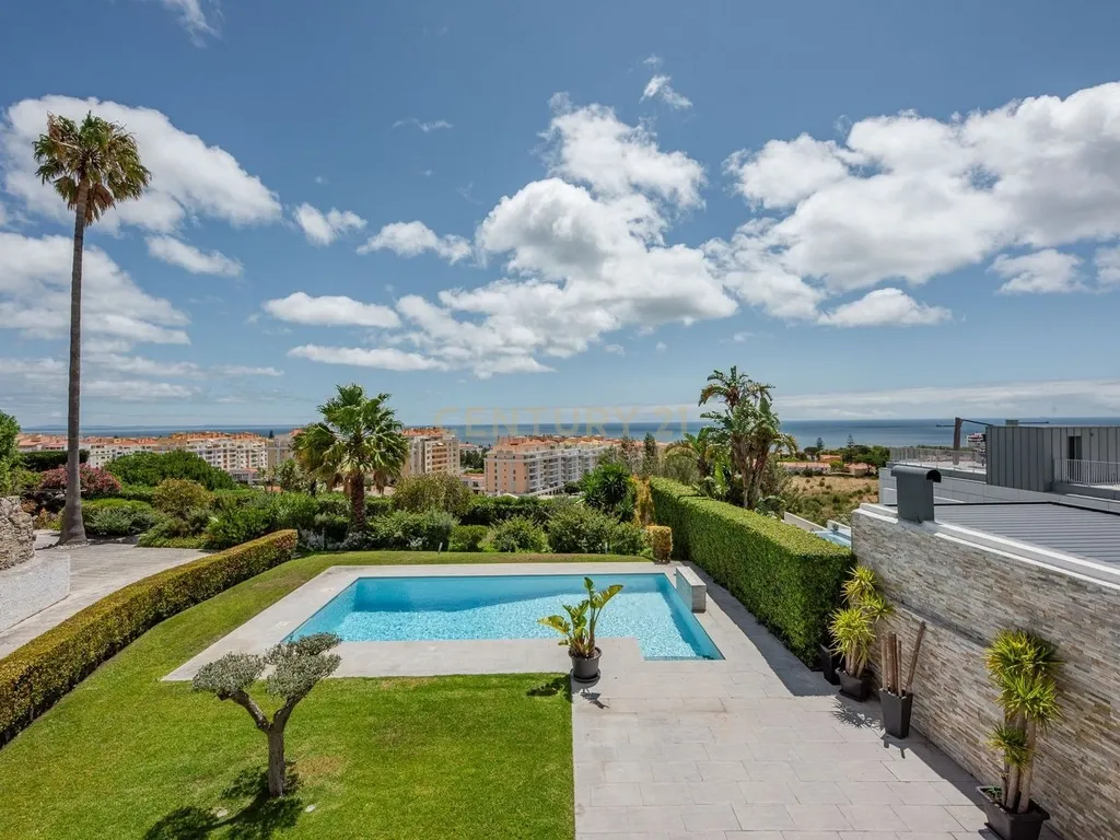 Terreno Urbano com Vista Mar na Parede, Cascais - Image 4