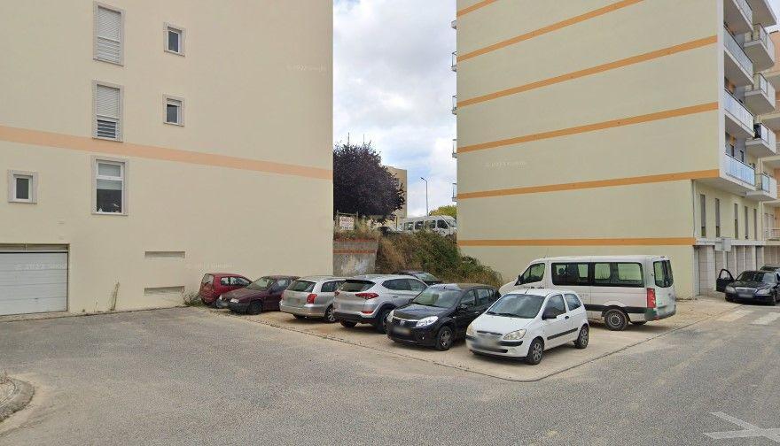 Land for sale in Caldas da Rainha, Portugal — €216,000