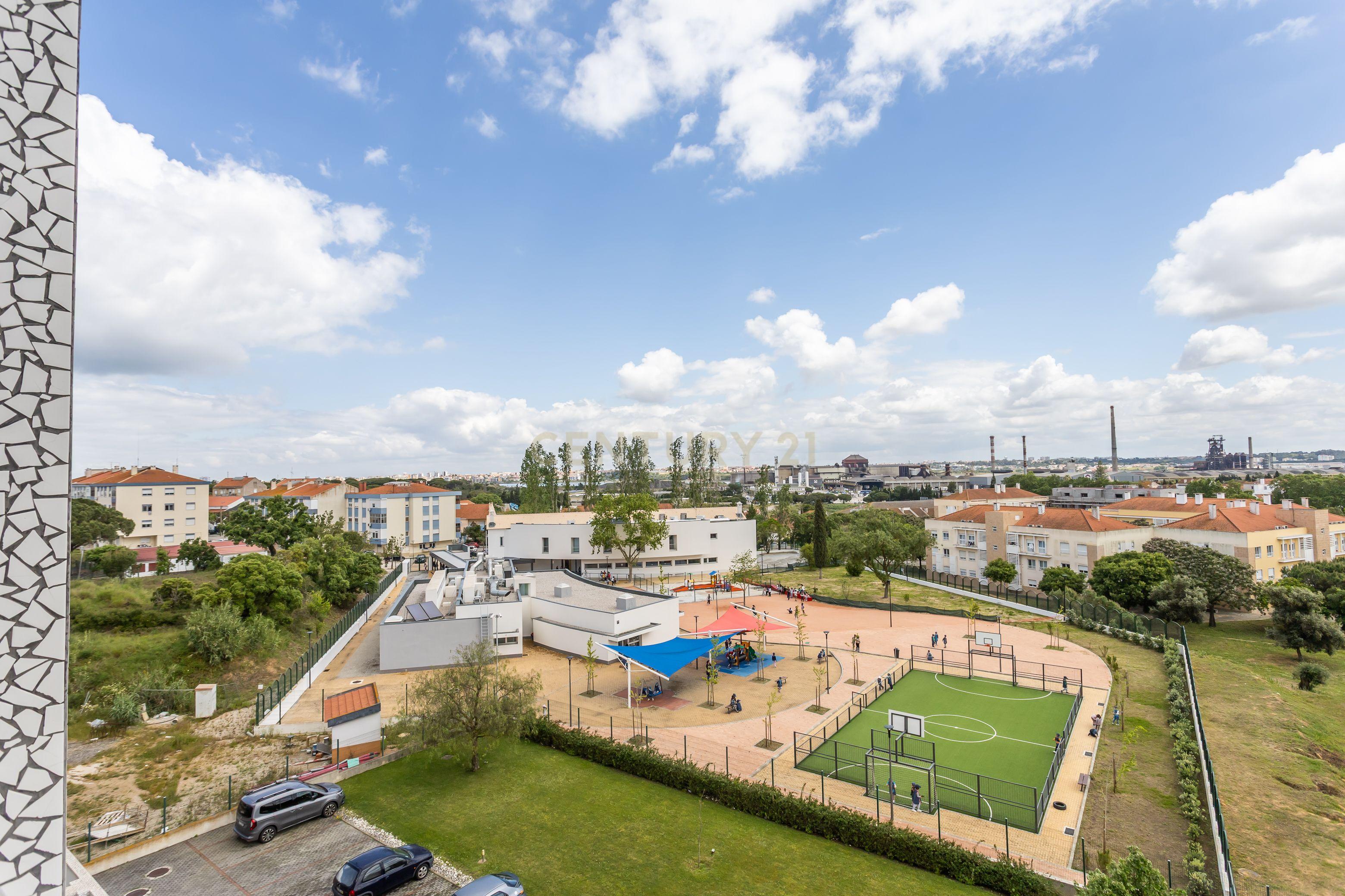 Apartamento T3 Condomínio Jardins da Ladeira, Aldeia de Paio Pires - Image 35