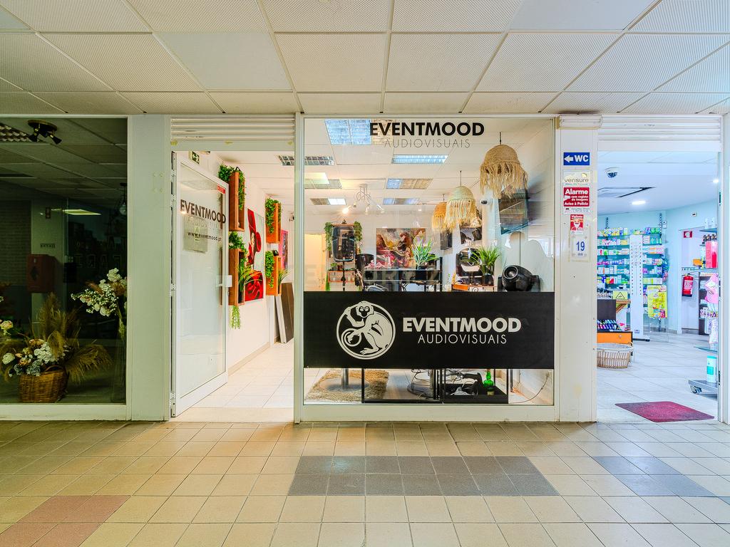OPORTUNIDADE - Duas Lojas Comerciais no Centro Comercial Borda d’Água - Albufeira - Image 3