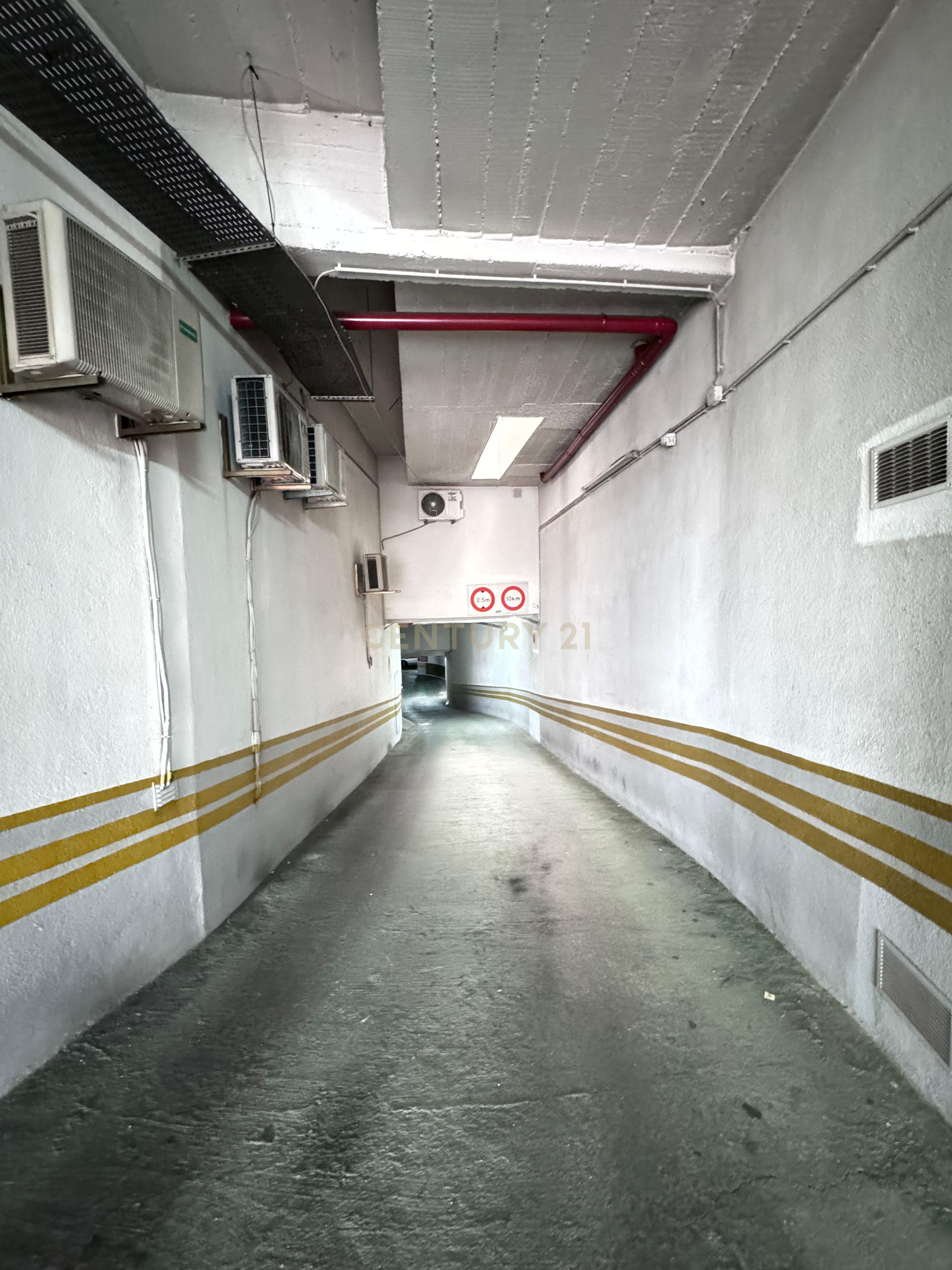 Martim Moniz - Executive Office - Parking space - City ​​center - Image 3