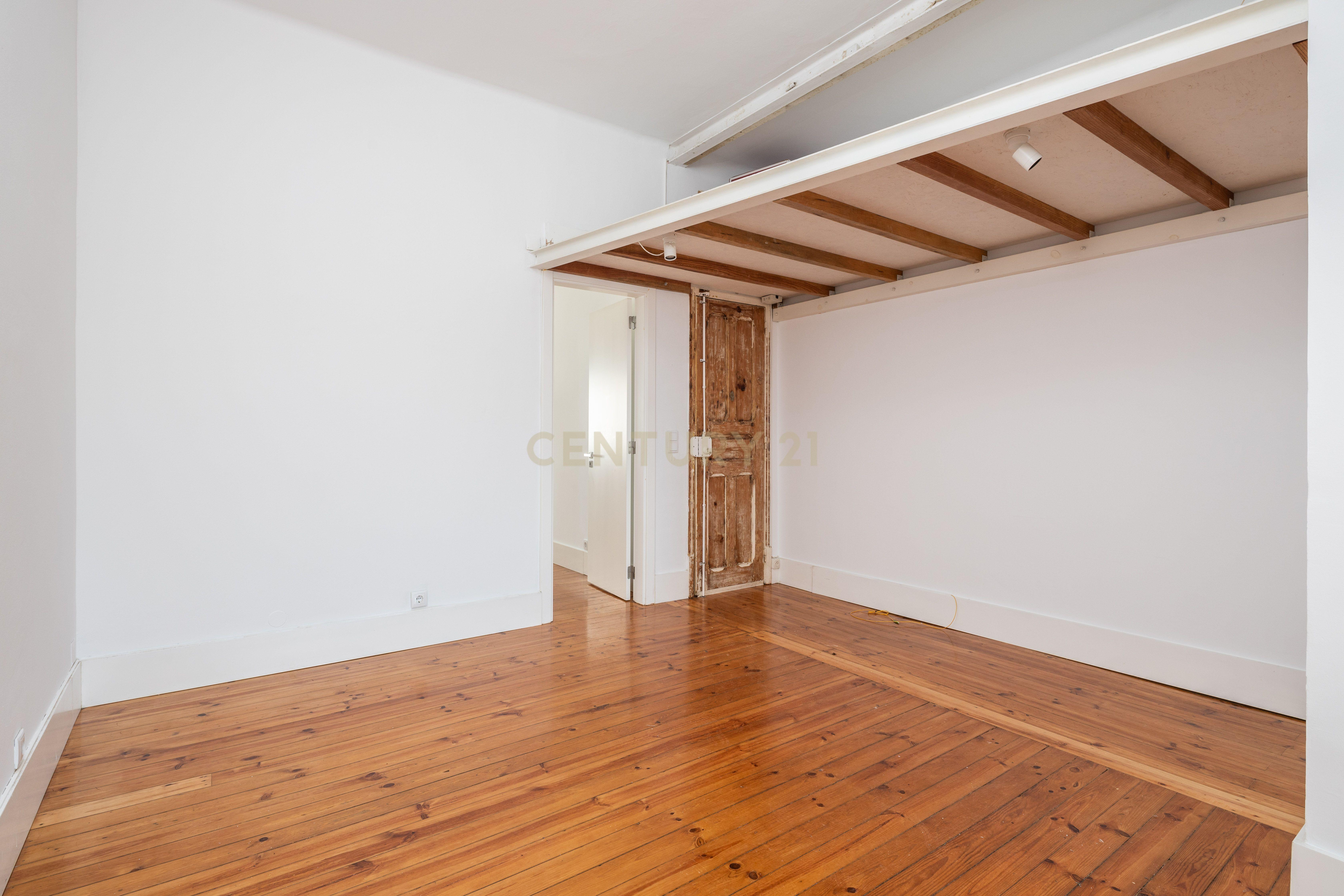T1 remodelado para Venda com Logradouro privativo - Penha de França - Image 3