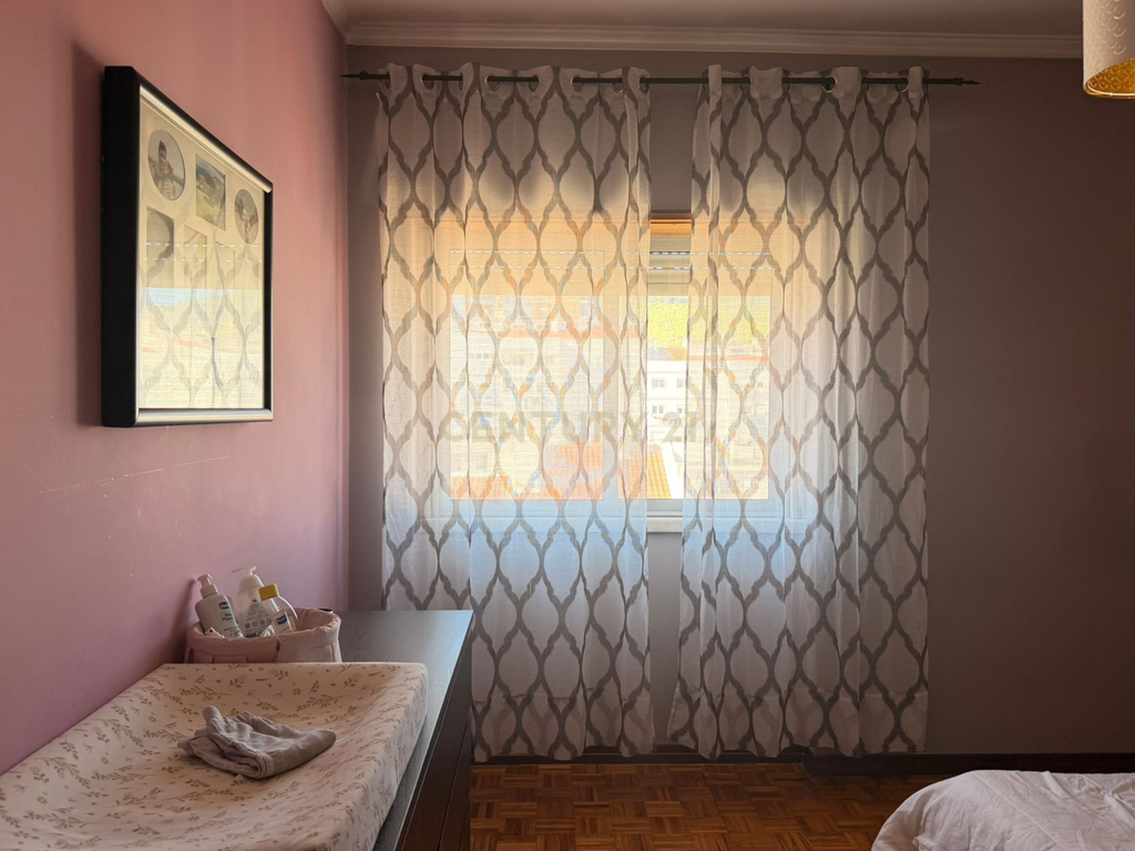 Apartamento T2 em Vialonga com Vista para o Rio - Image 7
